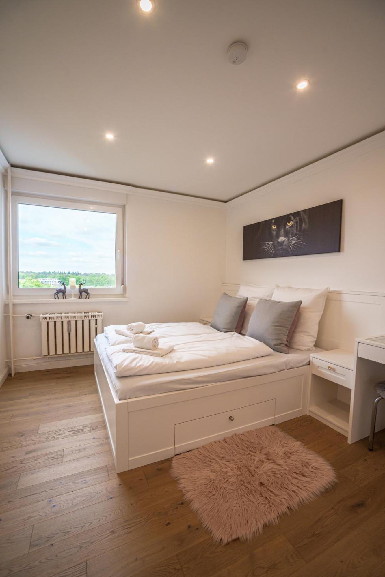 Apartment Am Neuen Teich -Balkon- 4 Personen -Waschmaschine Wolfsbourg Extérieur photo